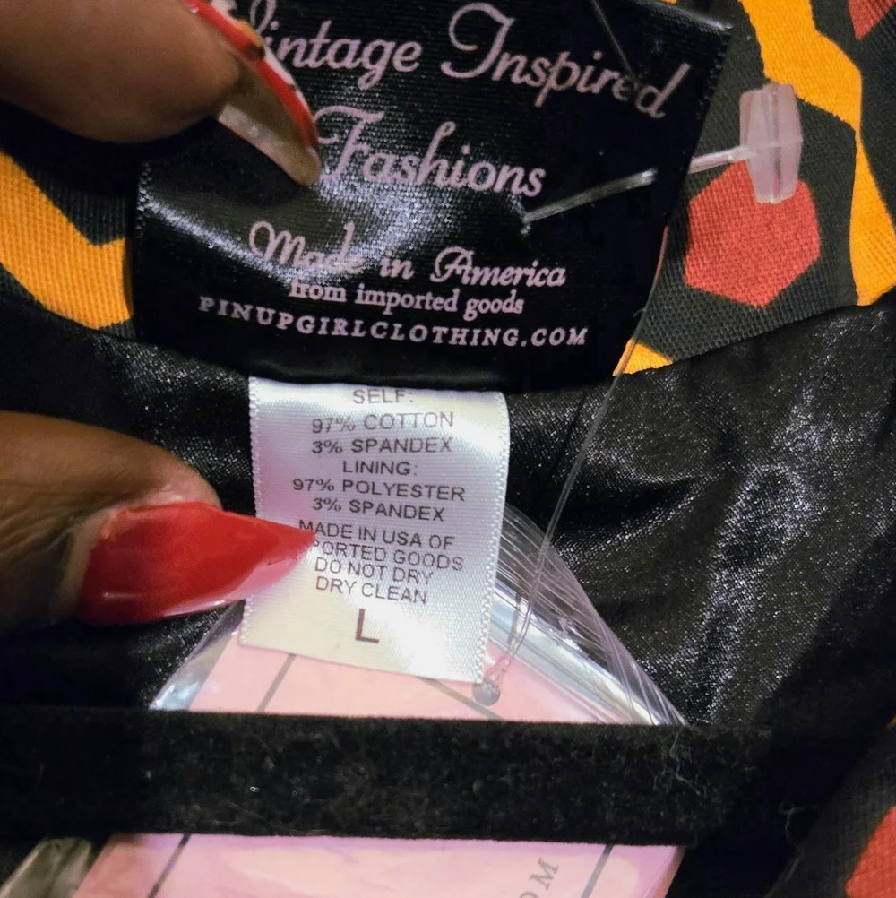 NWT PinUp Couture Hotel Hexagon Print Car Coat - Picture 6 of 9